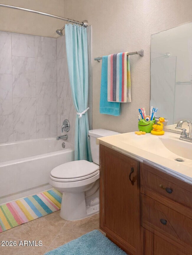 Building Photo - 1913 E Marquette Dr