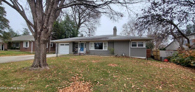 Building Photo - 3013 Wellbrooke Rd