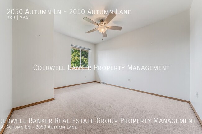 Building Photo - 2050 Autumn Ln