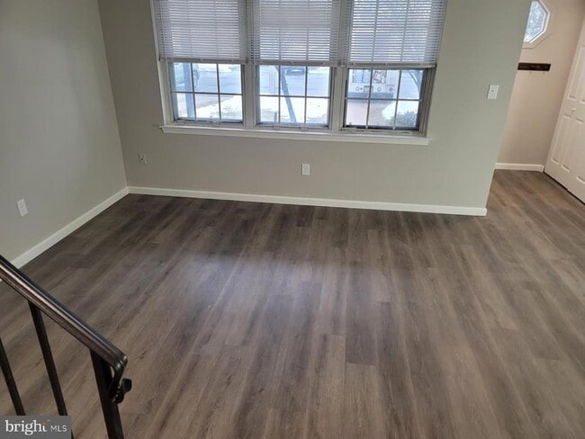 Building Photo - 22 Mimosa Ct