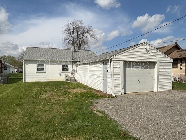 Building Photo - 1007 E North St