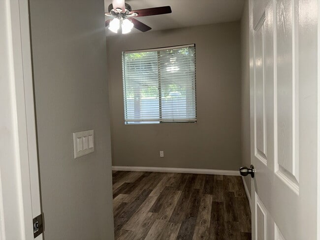 Building Photo - 1499 Haddington Dr