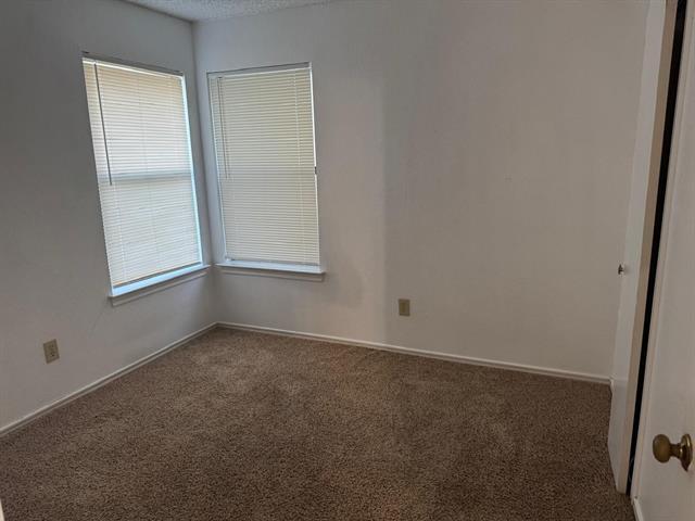 Building Photo - 500 Island Ct