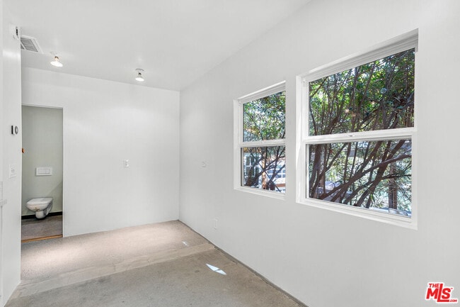 Building Photo - 2462 N Gower St