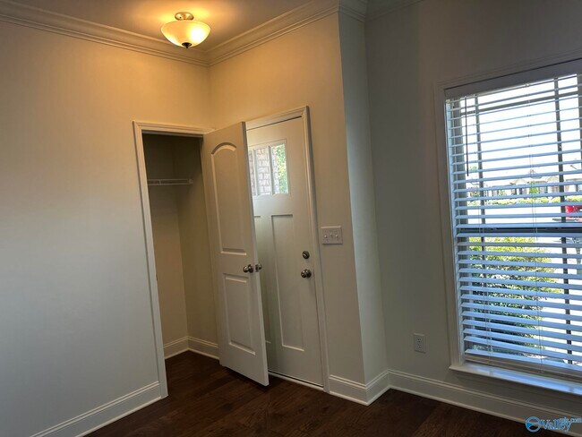 Building Photo - 44 Cypress Point Dr