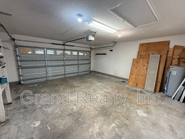 Building Photo - 4754 Winterdale Dr