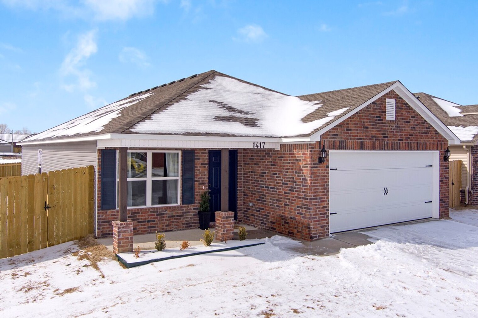 Building Photo - 1417 S Kingfisher Ln