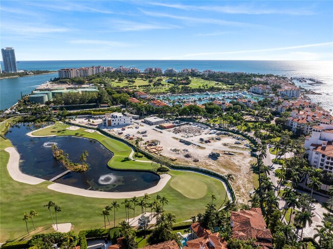 Building Photo - 19112 Fisher Island Dr