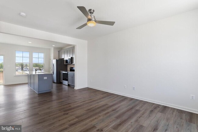 Building Photo - 88 Mossdale Blvd