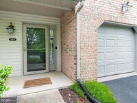 Building Photo - 257 Saddle Ridge Dr