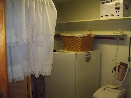 Building Photo - 7412 Township Road 269