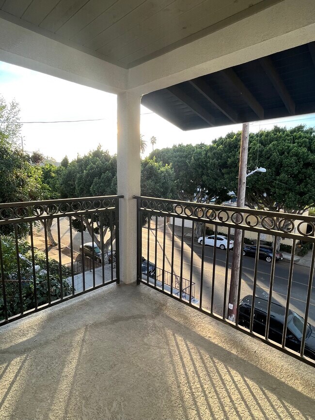 Building Photo - 3150 Verdugo Rd