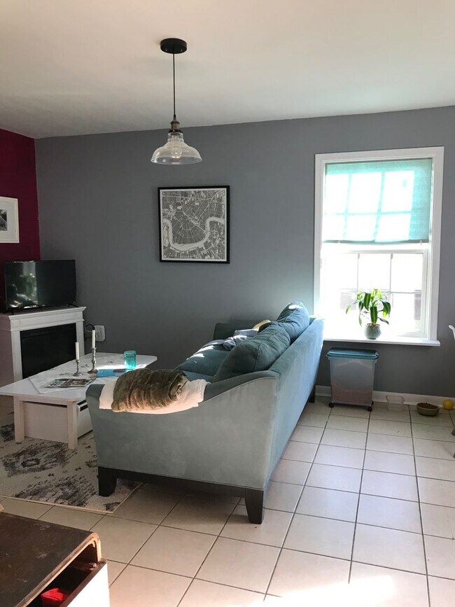 Building Photo - General Ogden