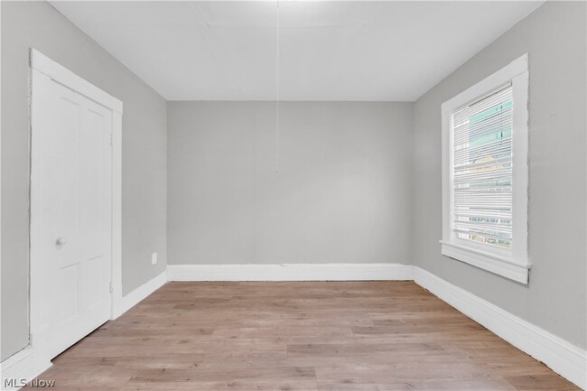 Building Photo - 3721 W 33rd St