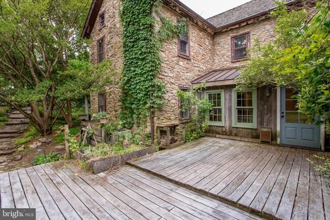 Building Photo - 3115 Gallows Hill Rd