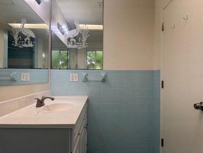 Building Photo - 424 Wildwood Way