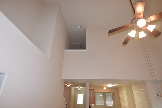 Building Photo - 1035 Junction Ct