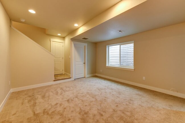 Building Photo - 2778 Emerald Lake Ln