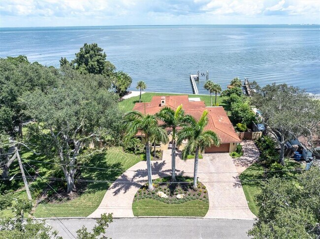 Building Photo - 5810 Bahama Shores Dr S