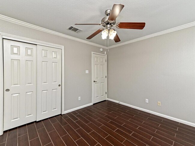 Building Photo - 11124 Bleich Ln