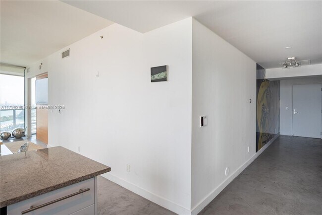 Building Photo - 888 Biscayne Blvd
