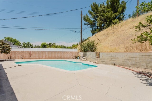 Building Photo - 9540 Debra Ave
