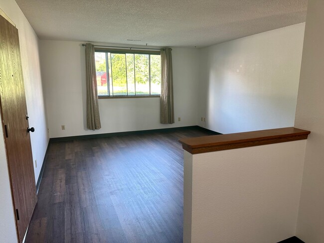 Building Photo - 937 Boston Way