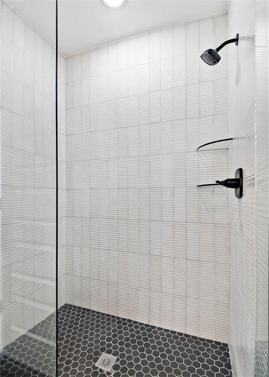 Building Photo - 4 Savidge Cir