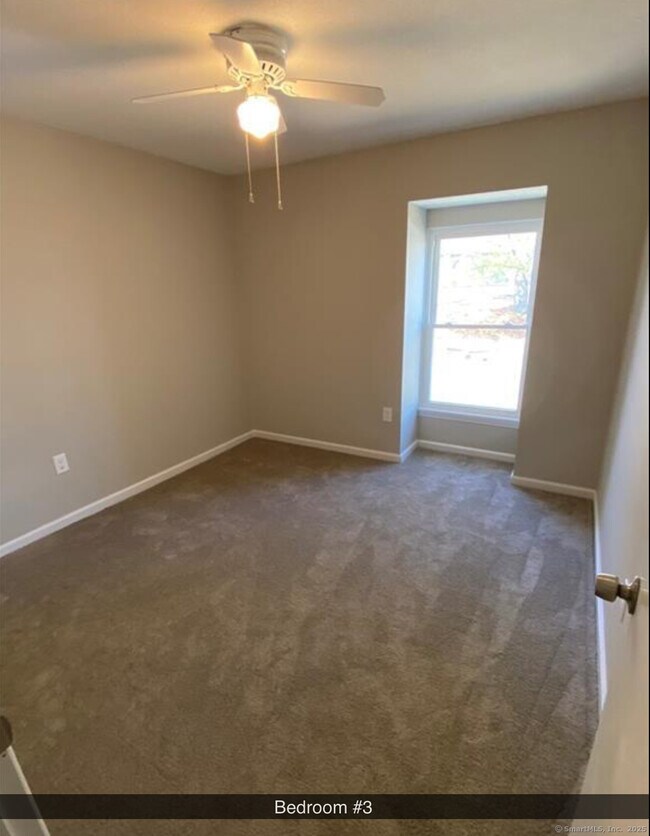 Building Photo - 99 Brittany Farms Rd