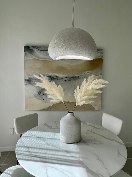 Building Photo - 2526 Pierce St