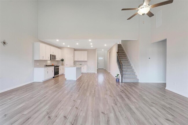 Building Photo - 17608 Pepperwood Cv