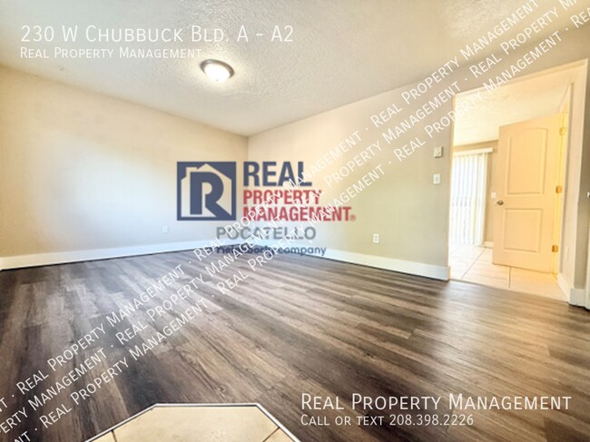 Building Photo - 230 W Chubbuck Rd
