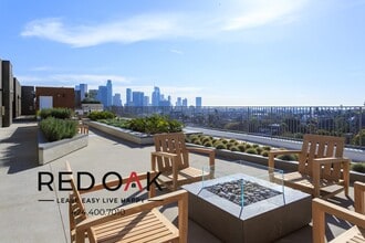 Building Photo - 1011-1013 Everett St