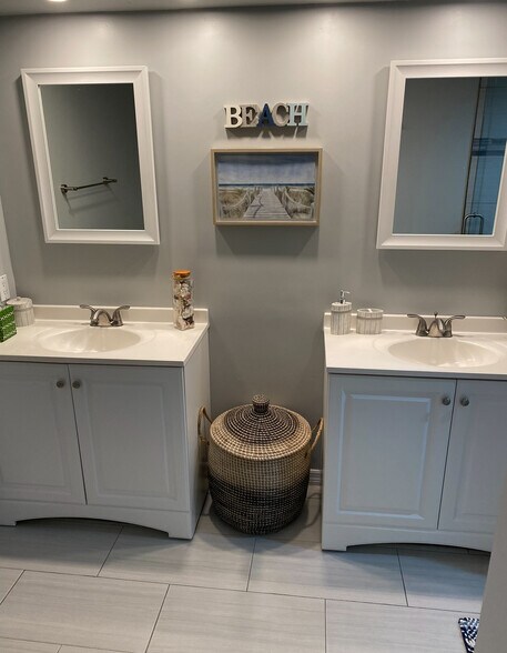 Building Photo - 7505 Silver Trumpet Ln