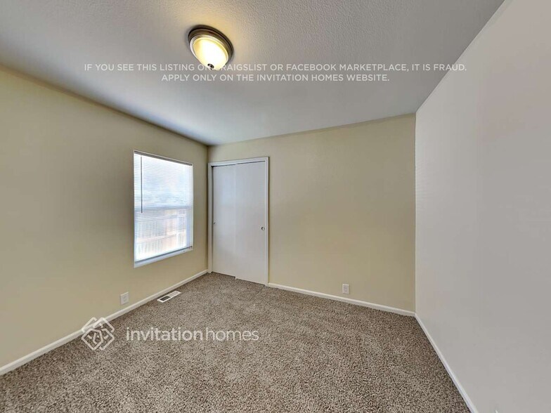Building Photo - 1245 Lords Hill Dr