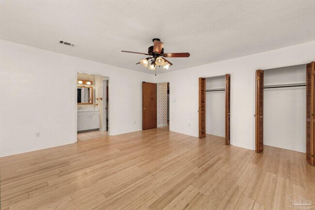 Building Photo - 4910 La Ventana Cir