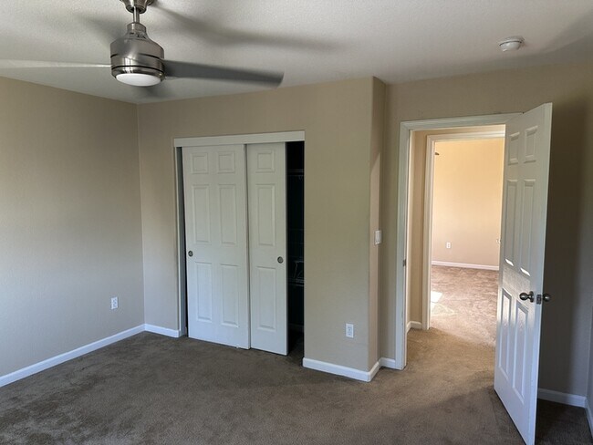 Building Photo - This stunning corner home offers 4 spaciou...
