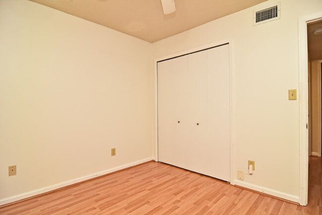 Building Photo - 2 Bed 2 Bath Audubon Place Condo
