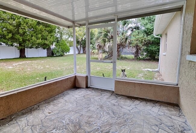 Building Photo - 6099 Colchester Ave