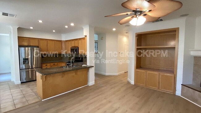 Building Photo - 673 Nacomis Ct