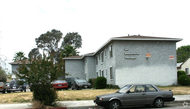 Building Photo - Wakefield Village