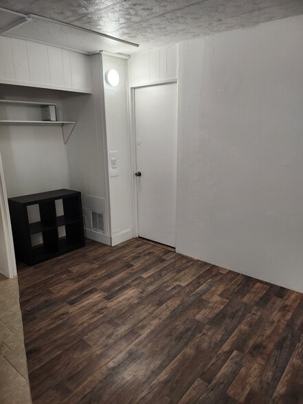 Building Photo - 21510 Eucalyptus Ln