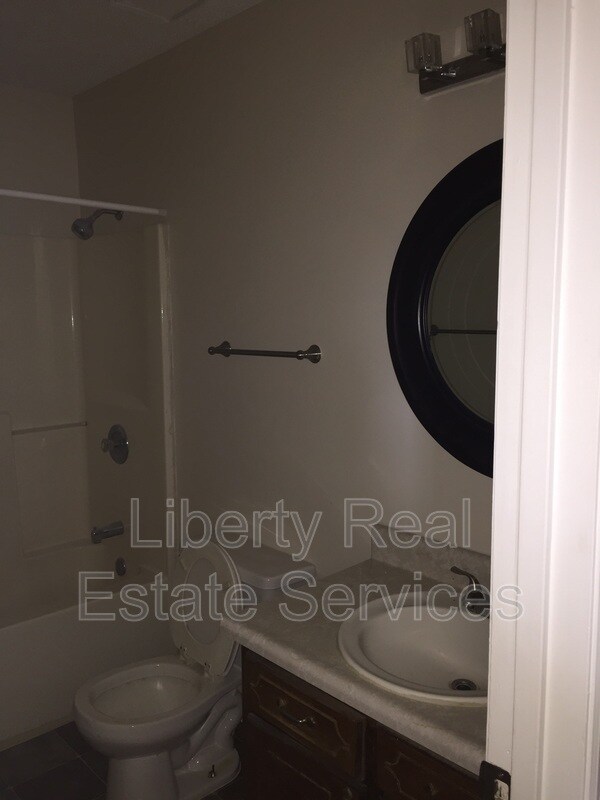 Building Photo - 1402 Desert Storm Dr