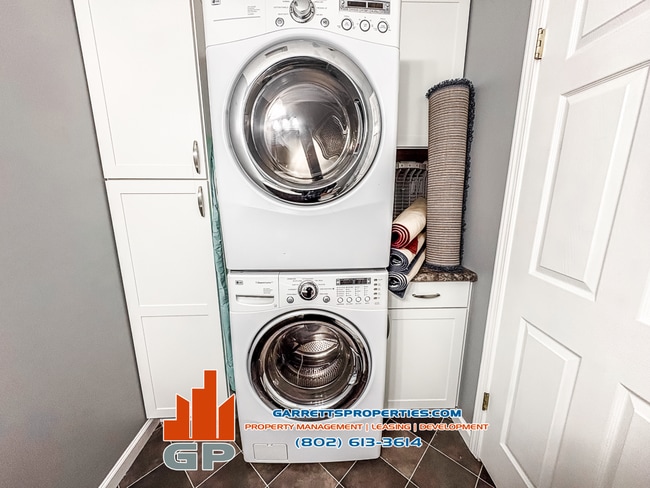 Building Photo - 183 Hildred Dr