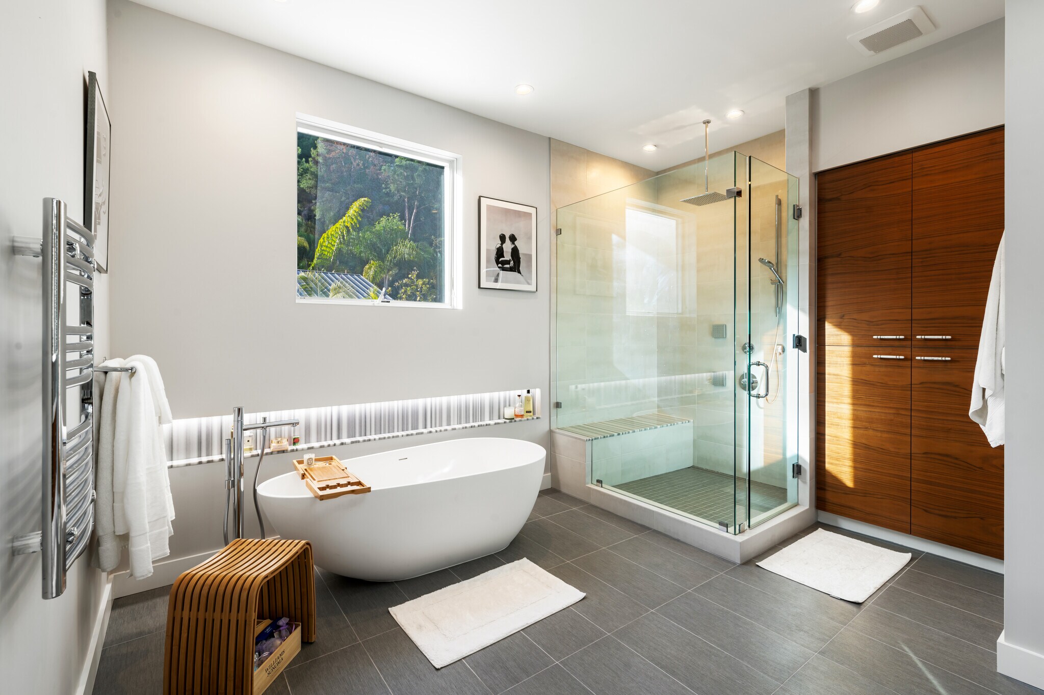 Building Photo - 2344 Banyan Dr