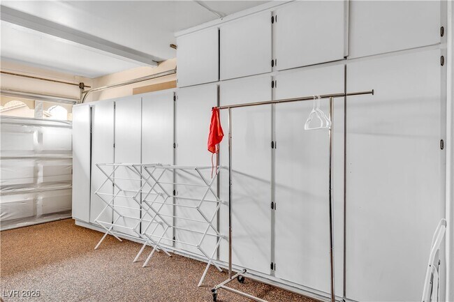 Building Photo - 2217 Harbor Cliff Dr