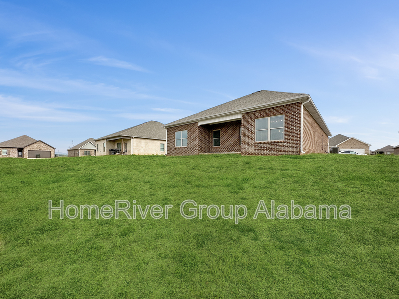 Building Photo - 203 John Harold Dr