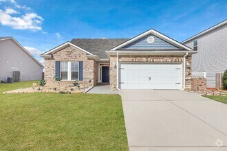 Building Photo - Executive Home in Convenient Location