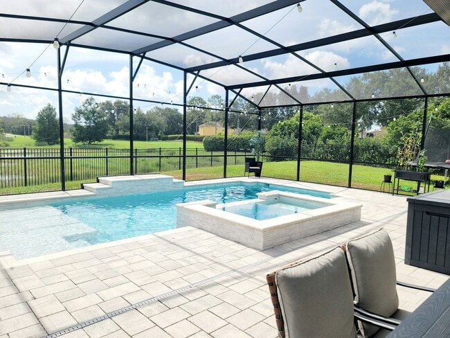 Building Photo - 5836 Ansley Way