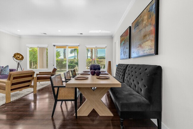 Building Photo - 35 Calle La Reina